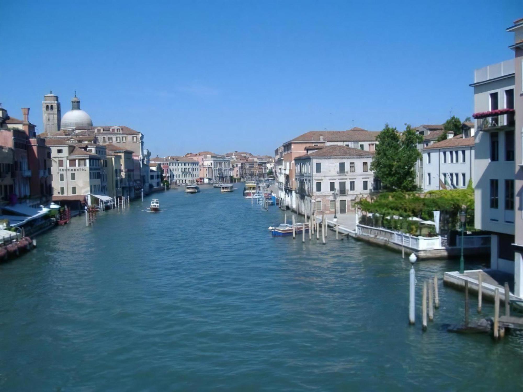 Ferienwohnung Auf Zwei Ebenen Mitten In Venedig Exterior photo